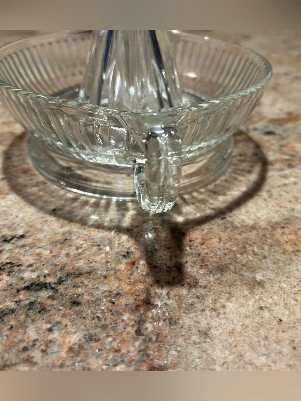 Pressed Glass Manual Citrus Juicer/6”Vtg Reamer Molded Center Cone 1930-1950’s